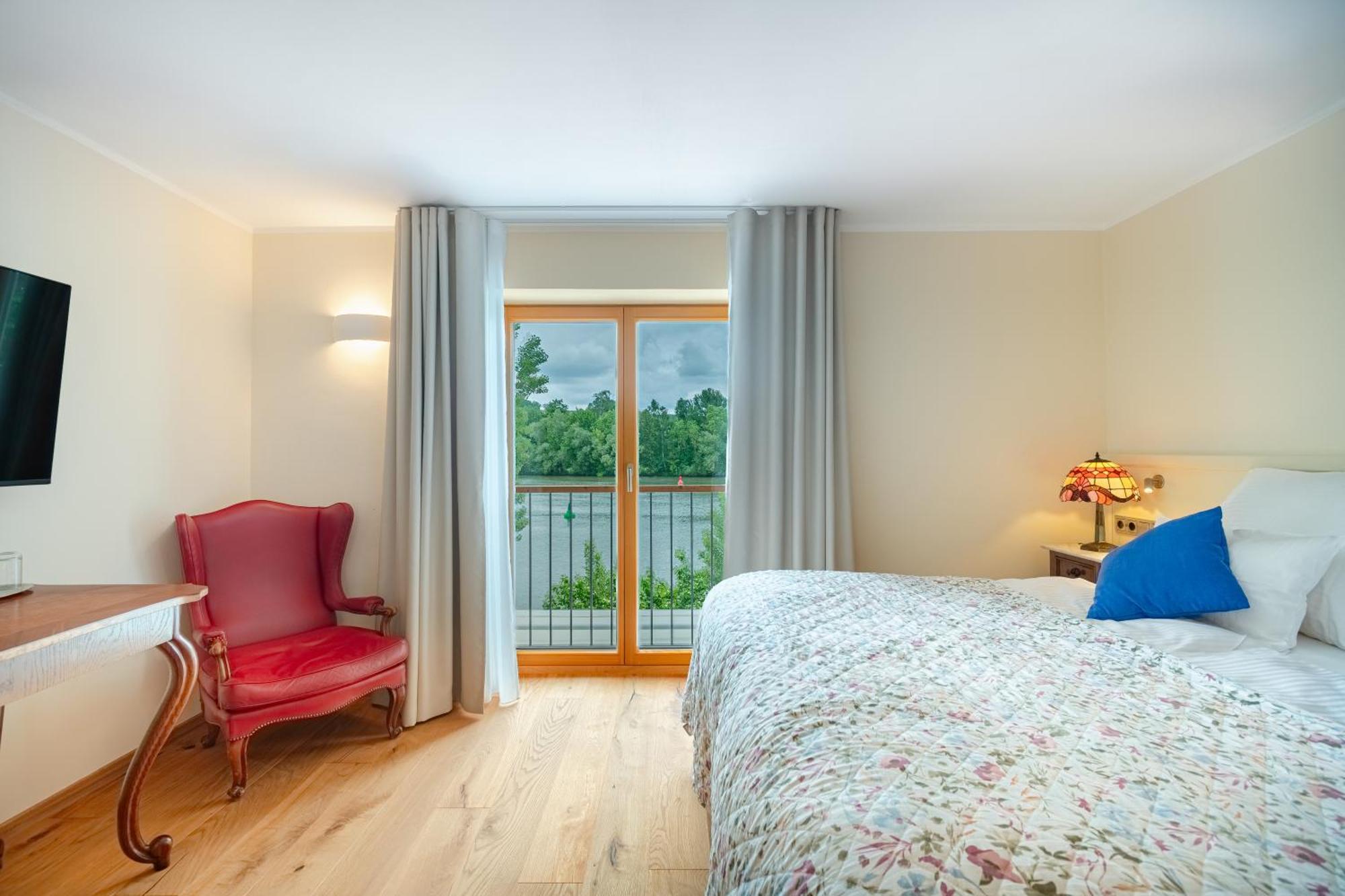Boutique-Hotel Maroggo Margetshoechheim ภายนอก รูปภาพ